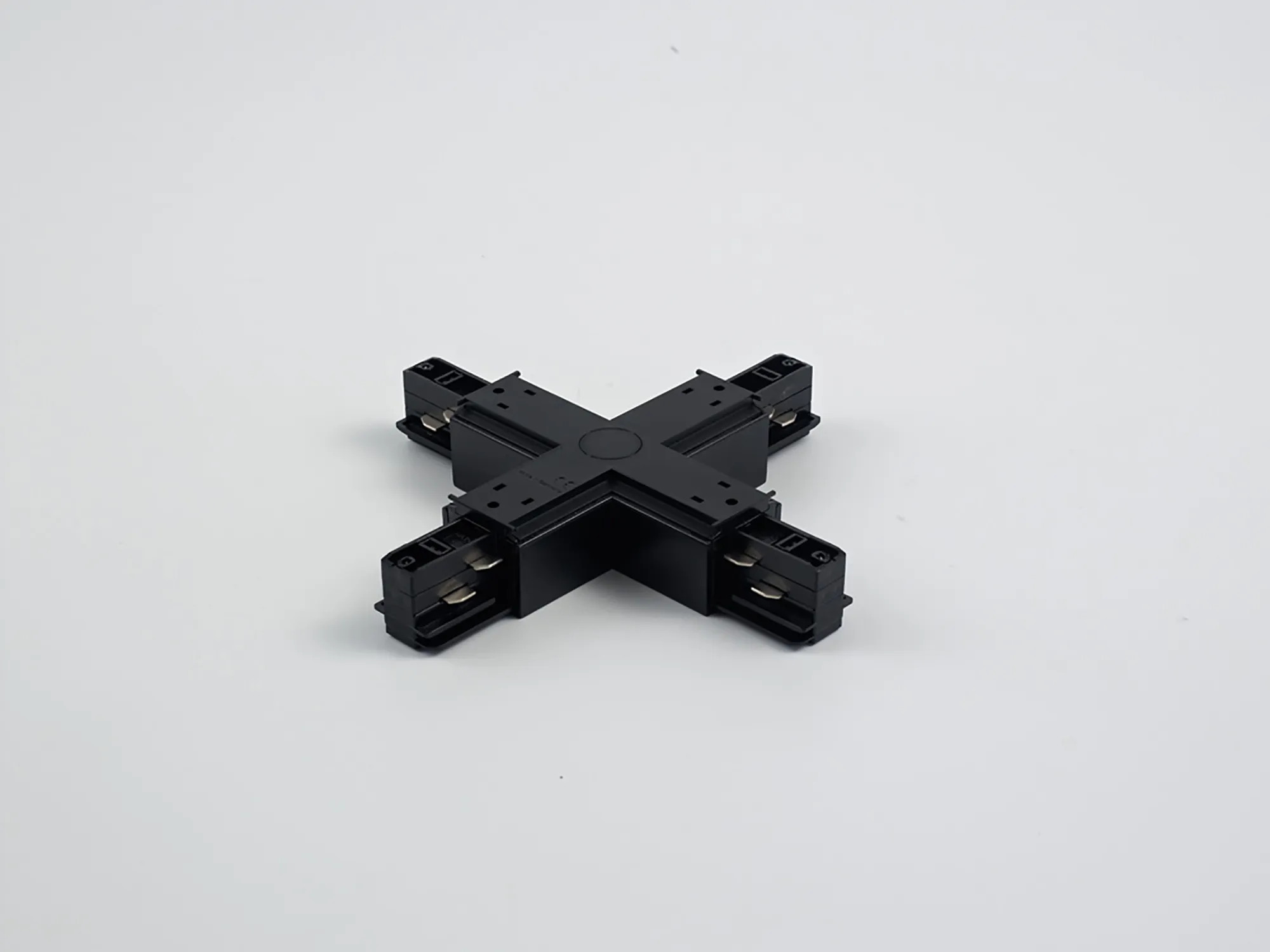 X Coupler With Feeding Option 3 Circuit Surface Mounted Track 3 Circuit Surface Mounted Track 555 1 1216 2  Eutrac 3 Circuit Surface-Black